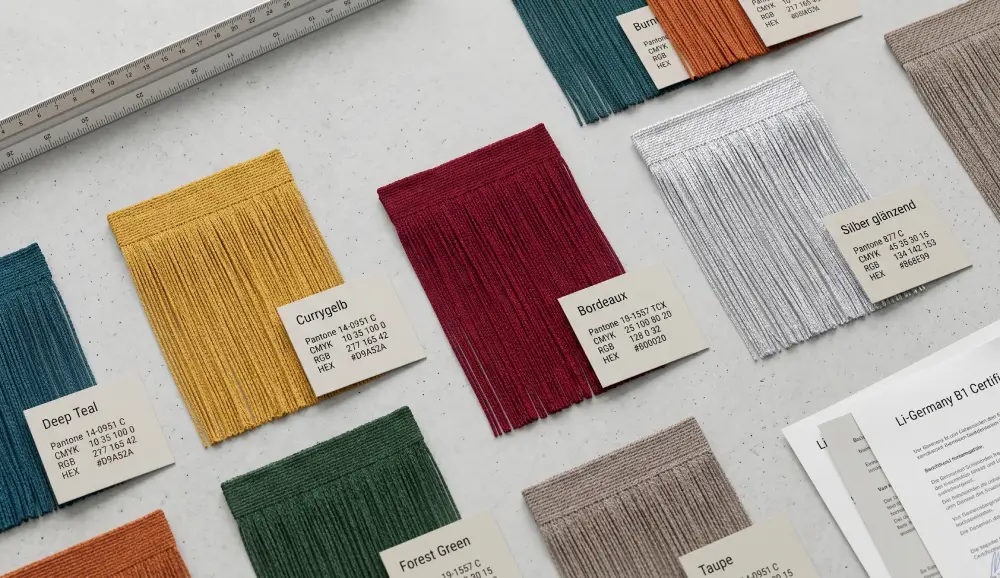 RAL Farbkarte Fadenvorhänge - Technische Spezifikationen Pantone CMYK RGB
