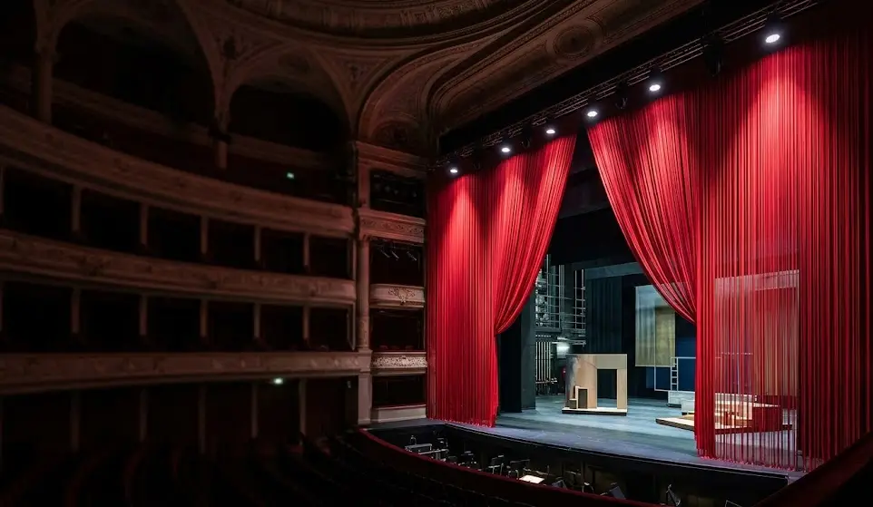 Theater & Bühne